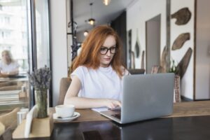 Где учиться на менеджера по маркетплейсам в Германии